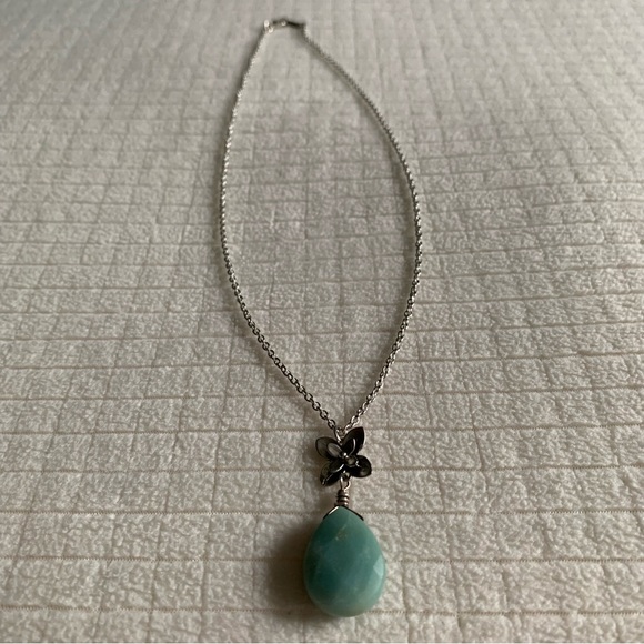 Artisan Jewelry - NWOT Artisan semiprecious stone necklace